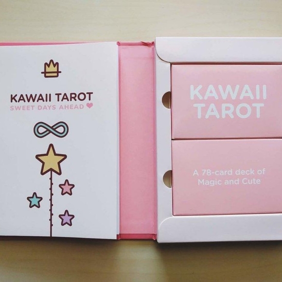 Kawaii Tarot: A 78-Card Deck of Magic and Cute - Picture 2 of 2